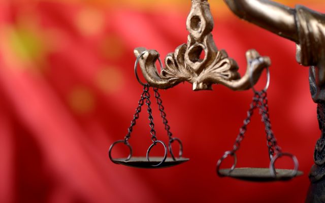 China courts get smarter, more convenient